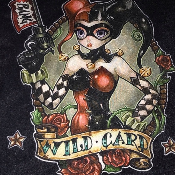 Harley Quinn women’s shirt - medium - Picture 2 of 3